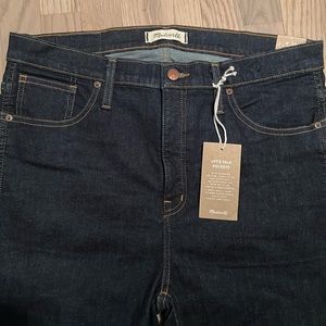 Women's Madewell, high-rise 10 inch skinny jeans.